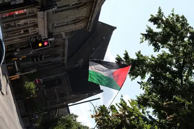قاعة اجتماعات حكومية فارغة في رام الله