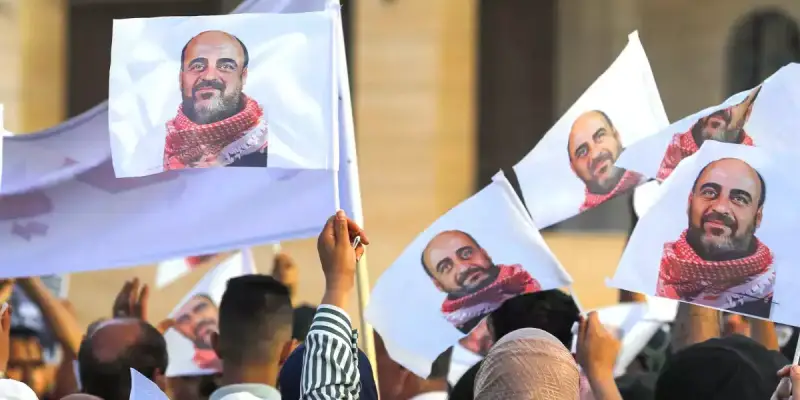 جنازة نزار بنات