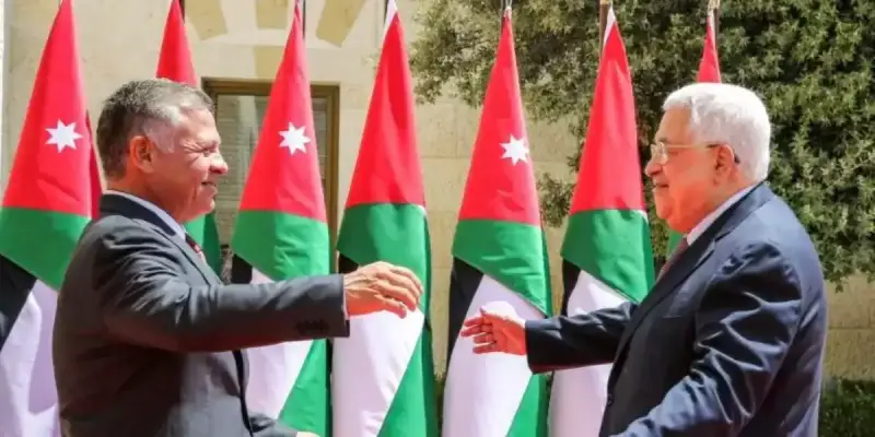 العاهل الاردني رفقة أبو مازن