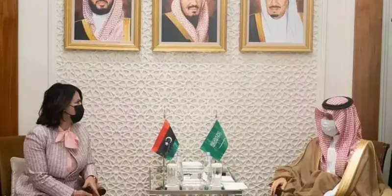 وزيرة الخارجية الليبية  مع نظيرها السعودي