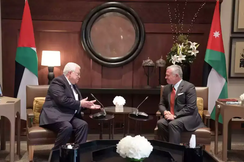 العاهل الاردني والرئيس أبو مازن