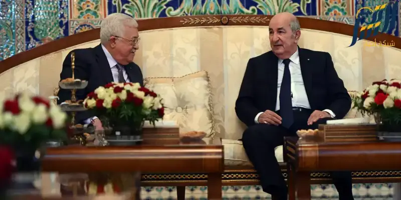 الرئيس عباس برفقة الرئيس تبون