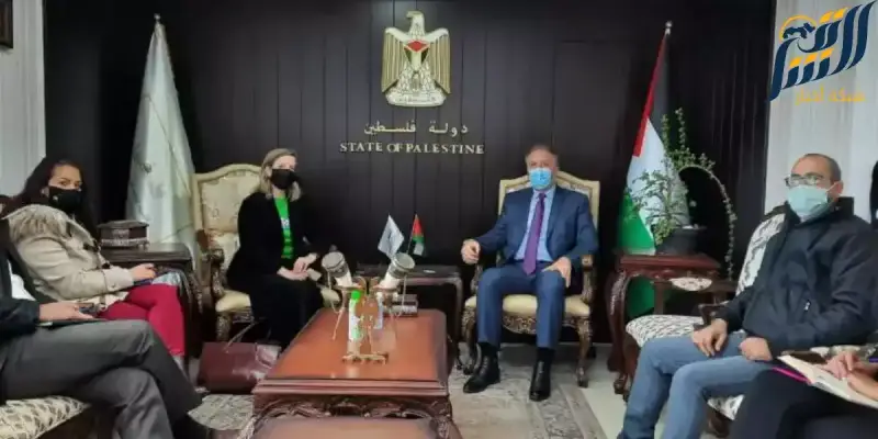 الوزير  أحمد عساف