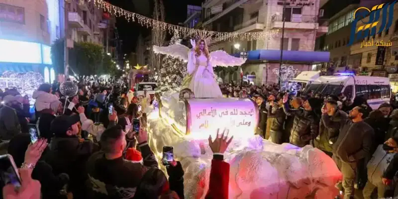 انطلاق قافلة الميلاد في رام الله بفلسطين