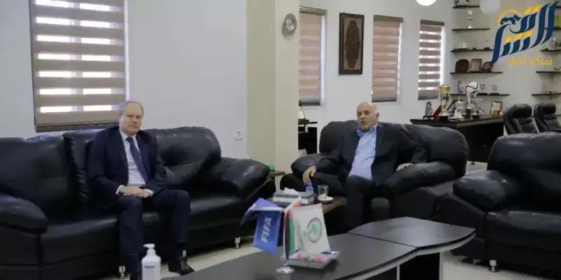 جبريل الرجوب يطلع القنصل الفرنسي على آخر المستجدات الفلسطينية