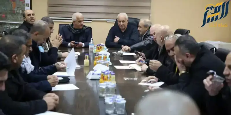 وزير الداخلية الفلسطيني يبحث مع قيادة الأمنية في  الخليل