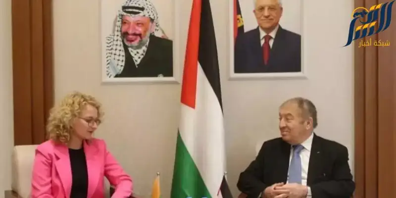 وزير الاقتصاد الفلسطيني مع نظيرته الليتوانية