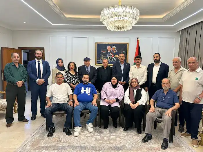 لقاء عضو اللجنة المركزية لحركة فتح بالجالية الفلسطينية في العراق