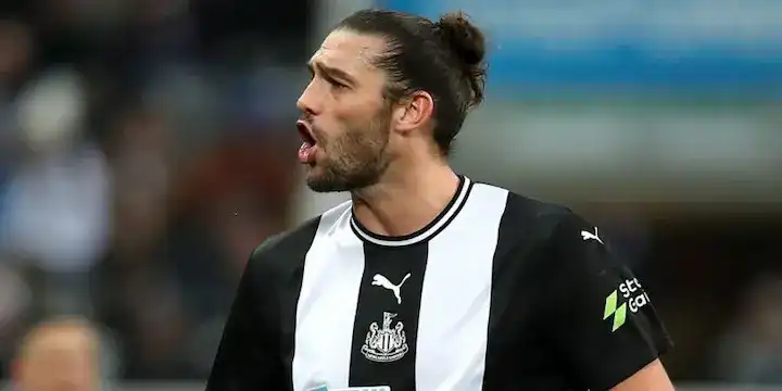 اللاعب الإنجليزي أندي كارول