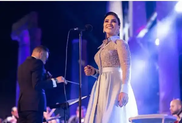 مي فاروق