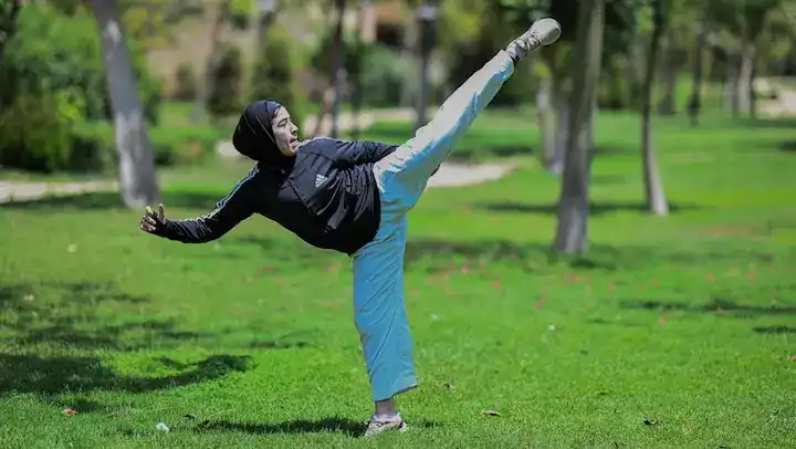 بطلة الكاراتيه الفلسطينية ميس البسطامي