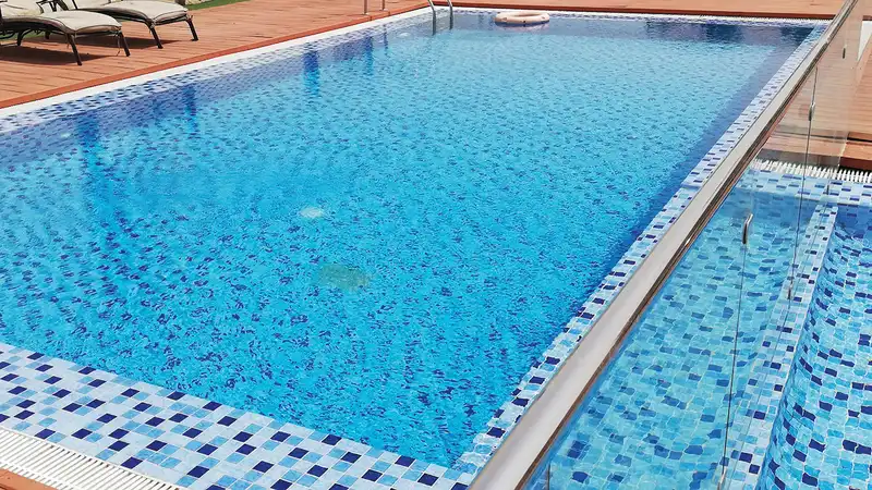 خطر المسابح
