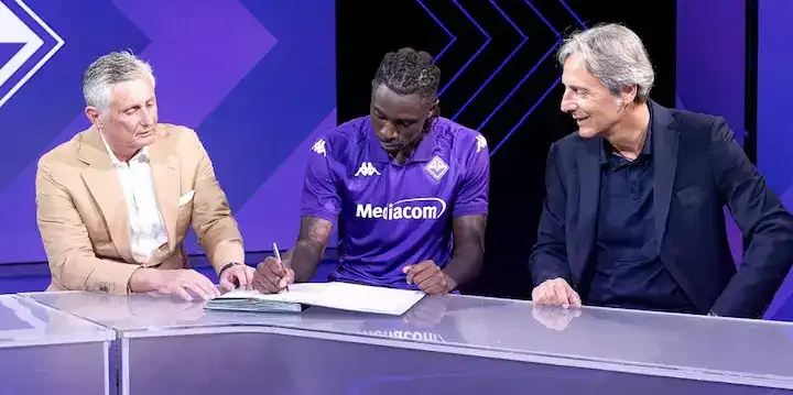 مهاجم فيورنتينا  الجديد مويس كين