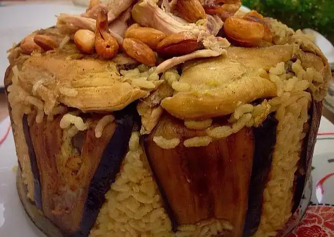 أرز بالدجاج والباذنجان