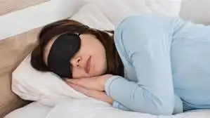 النوم