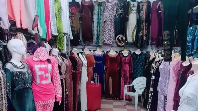 ملابس نسائية بالجزائر