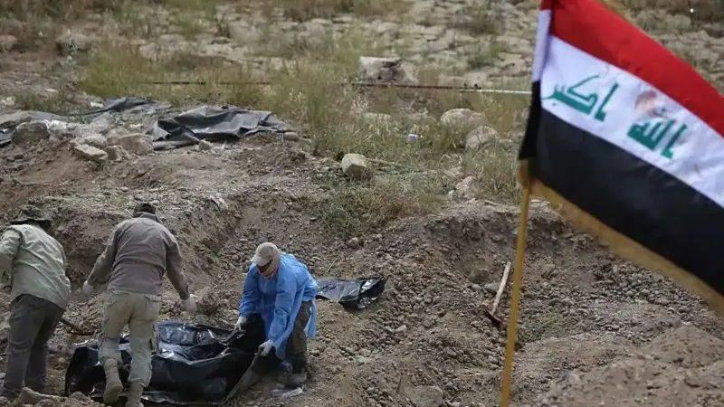 رفات 139 ضحية لتنظيم داعش