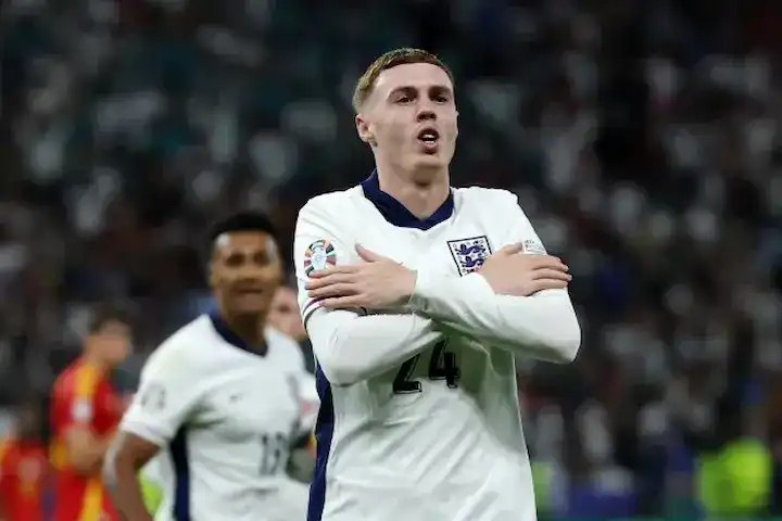 اللاعب الإنجليزي كول بالمر