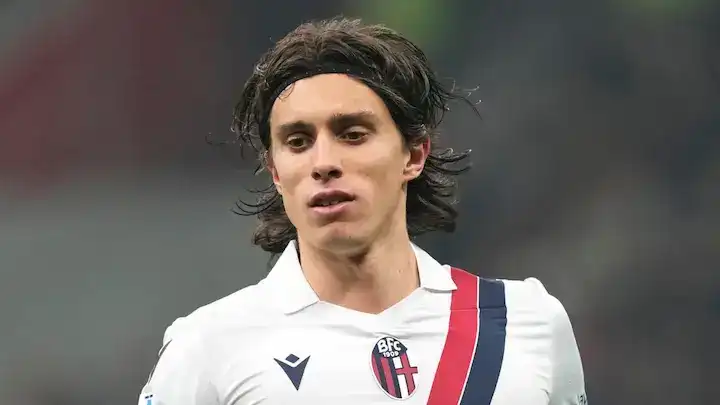 المدافع الإيطالي ريكاردو كالافيوري