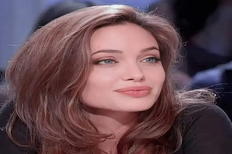 أنجلينا جولي