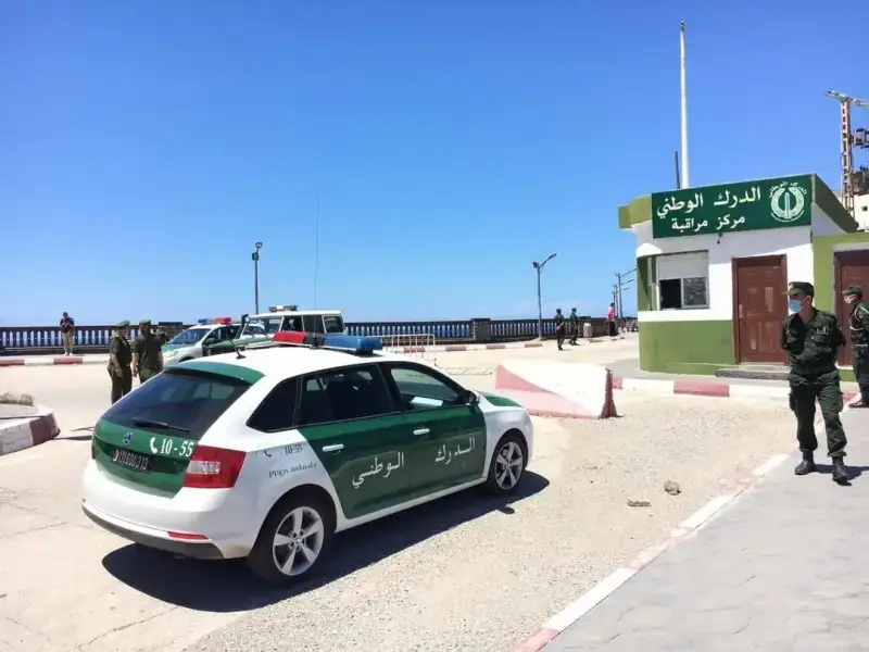 الدرك الوطني الجزائري