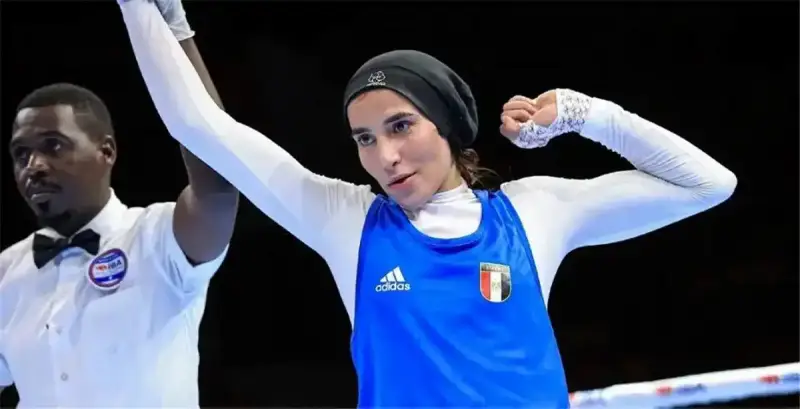 بطلة الملاكمة المصرية يمنى عياد
