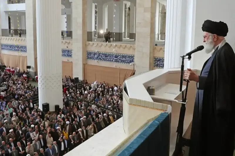 خامنئى
