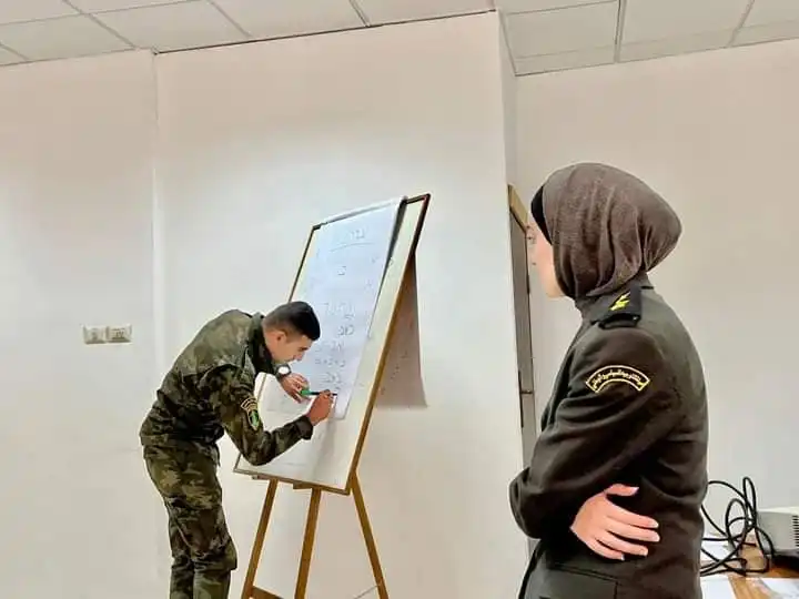 دورة تأسيسية في اللغة العبرية في الأمن الوطني