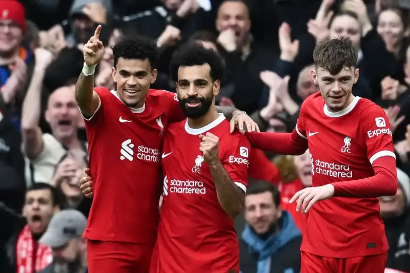 ليفربول ضد إشبيلية