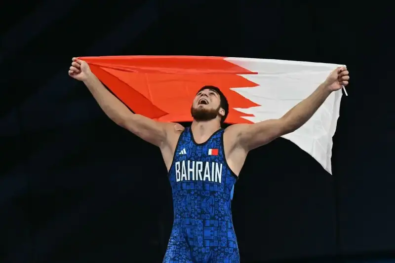تاج الدينوف