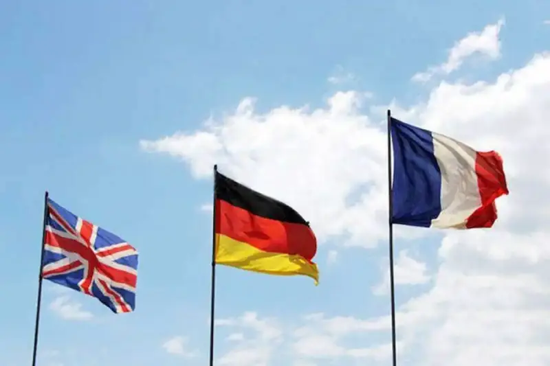 فرنسا وألمانيا وبريطانيا