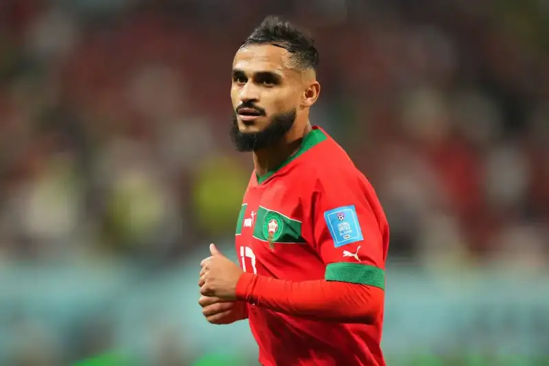 اللاعب المغربي سفيان بوفال