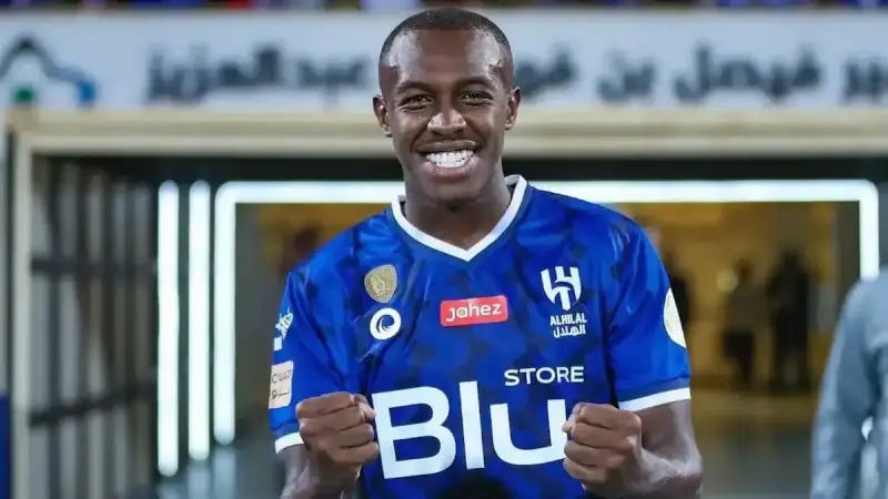 نجم الهلال سعود عبد الحميد