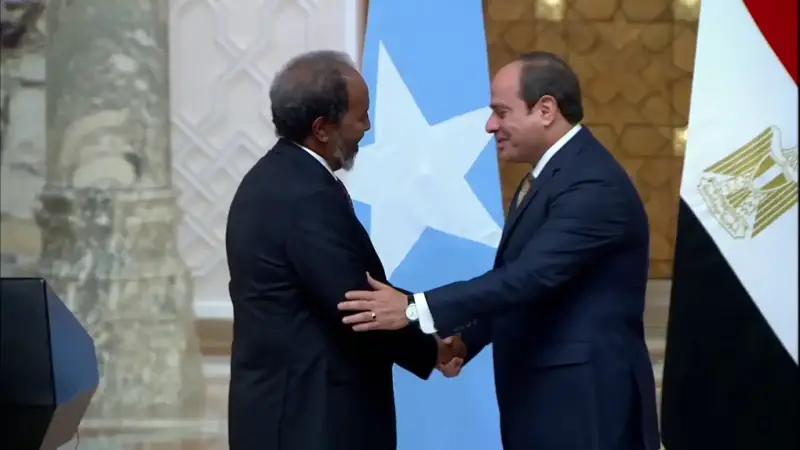 جانب من اللقاء بين الطرفين