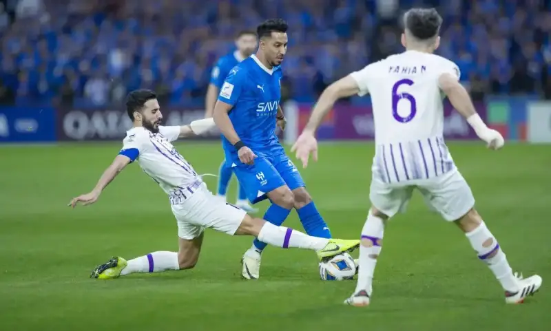 الهلال ضد العين
