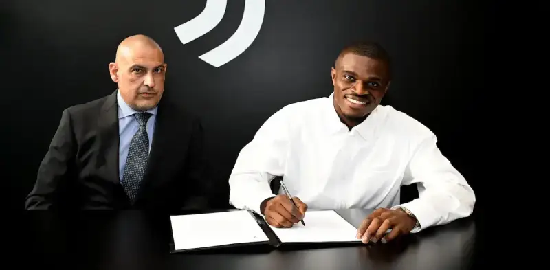 اللاعب الفرنسي بيير كالولو