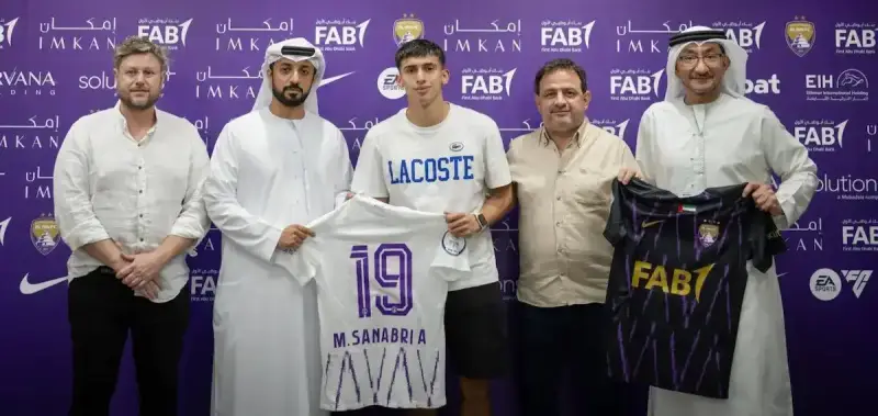 اللاعب  الأرجنتيني ماتيو سنابريا