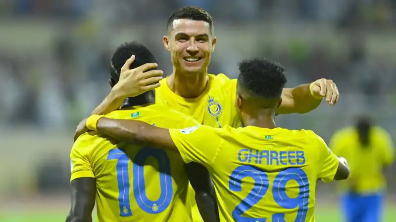 النصر والرائد