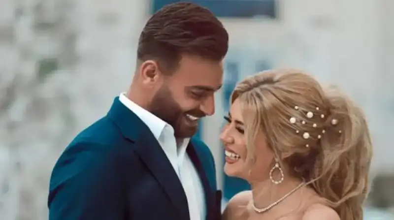 زوجة اللاعب أبو جبل