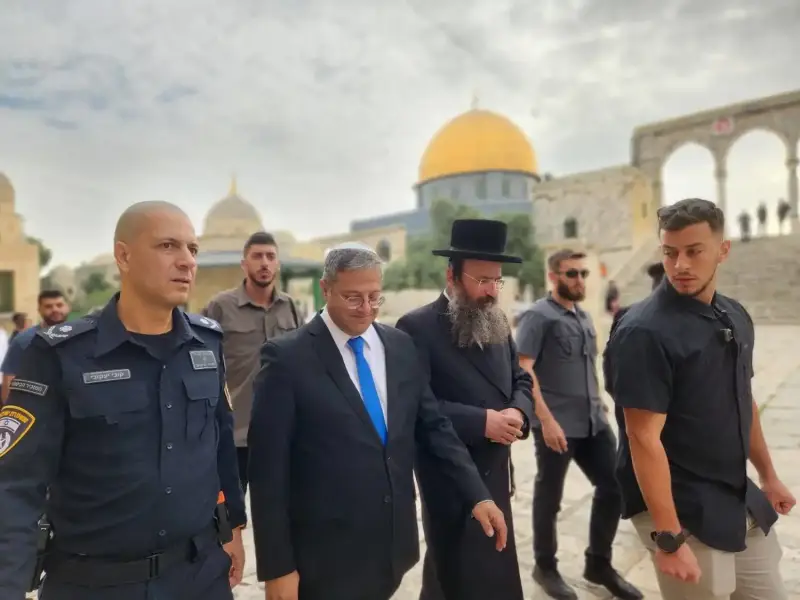 اقتحام المسجد الأقصى