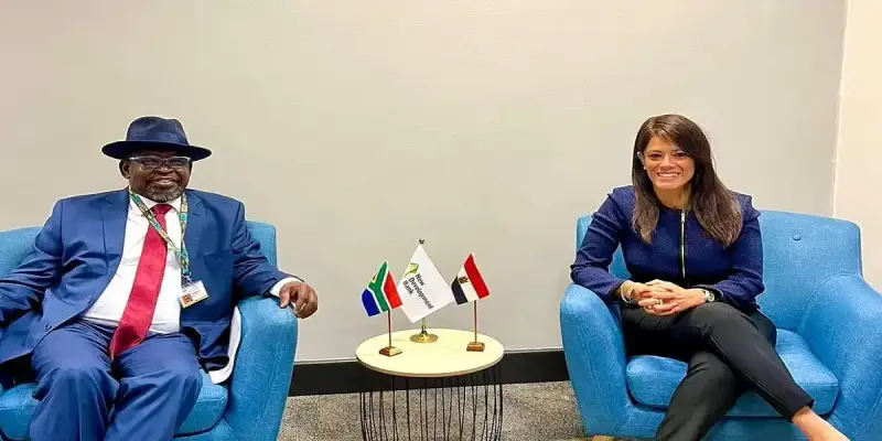جانب من اللقاء بين الطرفين