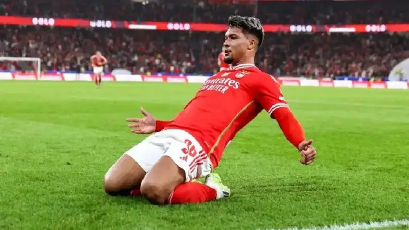 المهاجم البرازيلي ماركوس ليوناردو