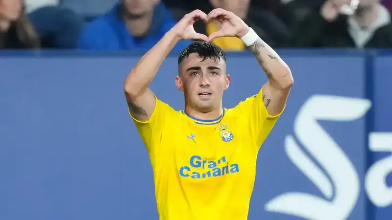 اللاعب المميز ألبرتو موليرو