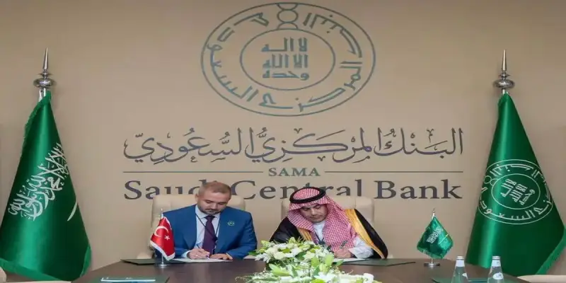 جانب من توقيع الاتفاقية