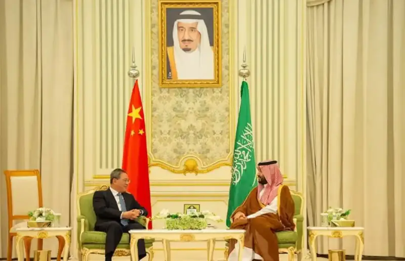 ولي العهد السعودي ورئيس الوزراء الصيني
