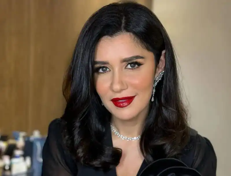 غادة عادل
