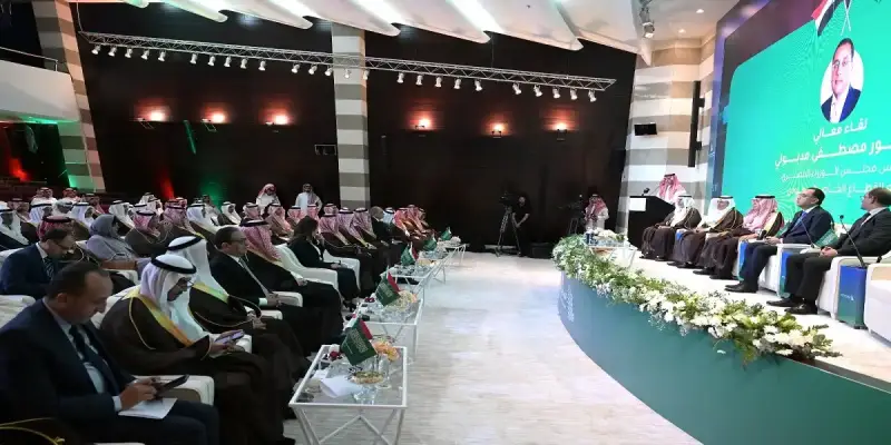 لقاء رئيس الوزراء المصري مع كبار المستثمرين السعوديين