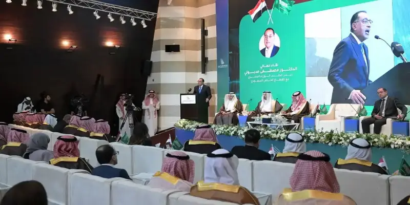 جانب من اللقاء بين الطرفين