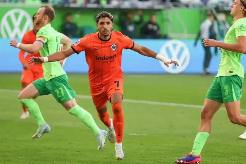 اللاعب المصري عمر مرموش