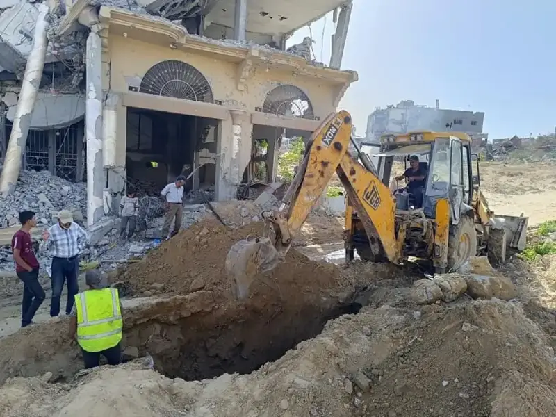 صيانة شبكة الصرف الصحي بمدينة بني سهيلا